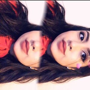 Meet your Posher, Briana